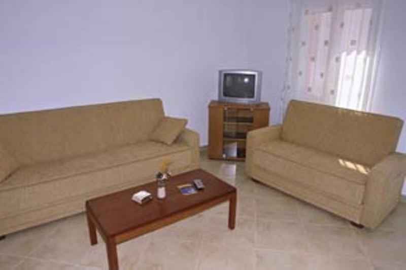 Parakila Hills Apartment Lesbos Island Room photo